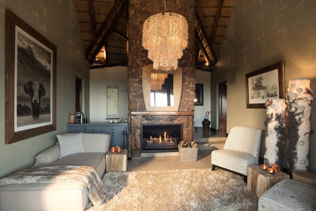 Mhondoro Safari Lodge & Villa Велгефонден Гейм Ризърв Екстериор снимка