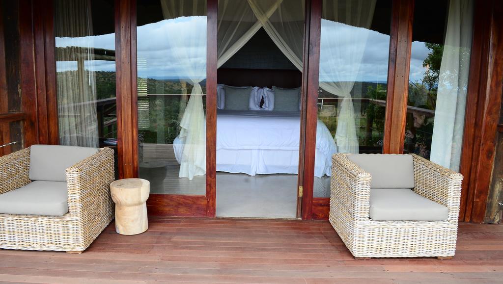 Mhondoro Safari Lodge & Villa Велгефонден Гейм Ризърв Екстериор снимка